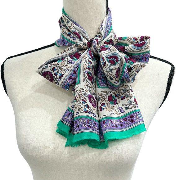 VINTAGE OSCAR DE LA RENTA FOR ACCESSORY STREET FLORAL OBLONG SILK SCARF - Picture 1 of 13